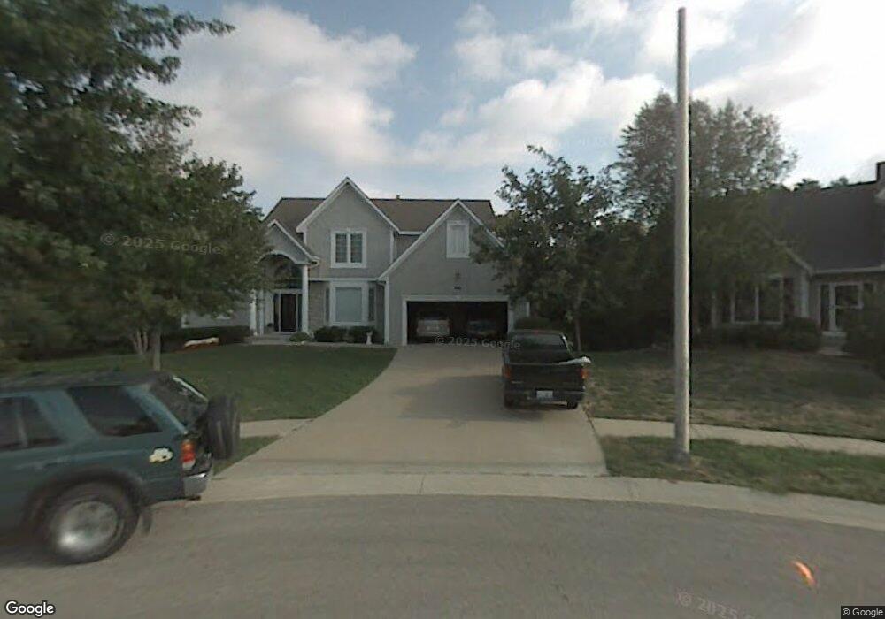 4902 Mccoy St, Shawnee, KS 66226 - photo 1