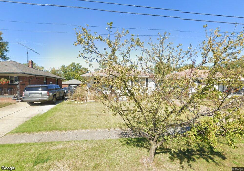 1825 E 37th St, Lorain, OH 44055 - photo 1