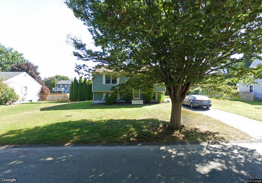 38 Peckham Place, Bristol, RI 02809 - photo 1