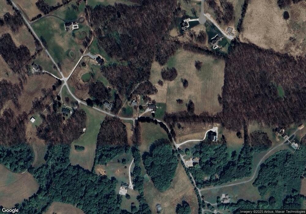 1220 Carter Ln, Bowling Green, KY 42103 - photo 1