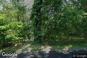 49 Southport Woods Dr, Southport, CT 06890
