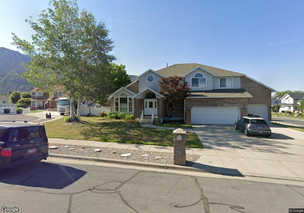 1988 E Wyngate Cir, Sandy, UT 84092 - photo 1