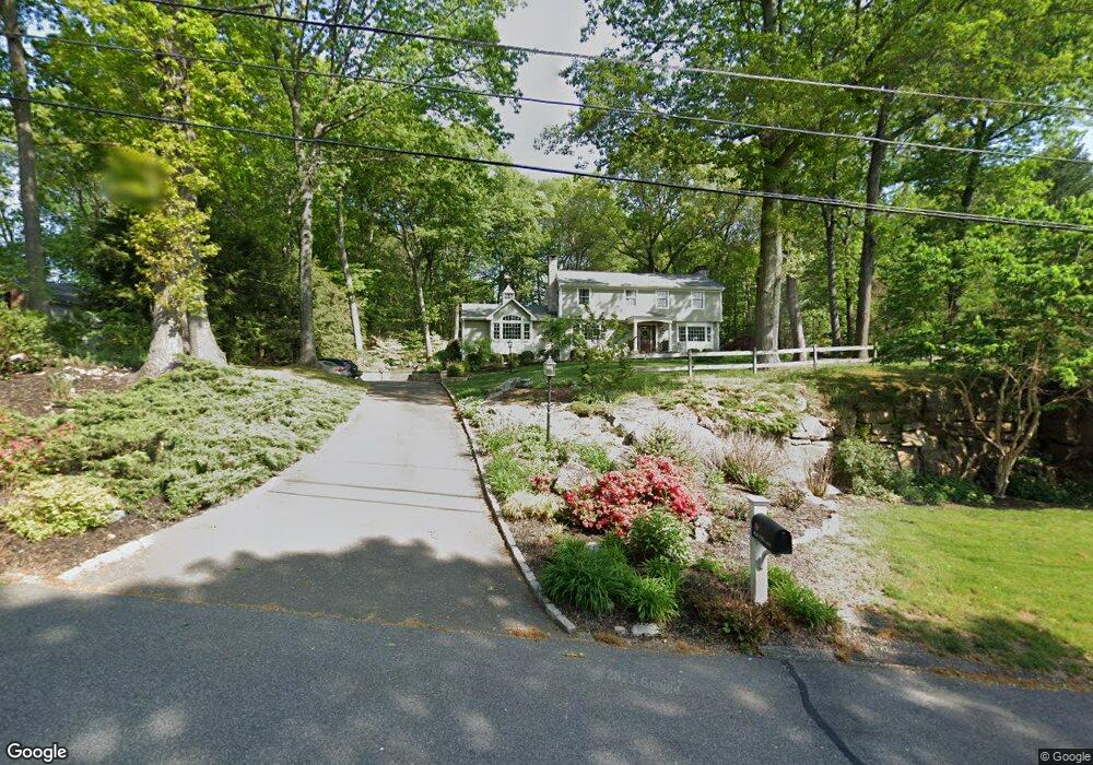 39 Red Fox Ln, Trumbull, CT 06611 - photo 1