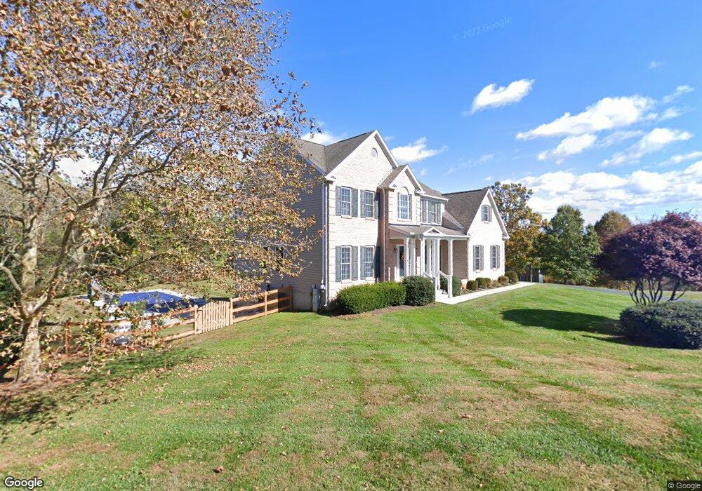 5705 Meyerfield Ct, Sykesville, MD 21784 - photo 1