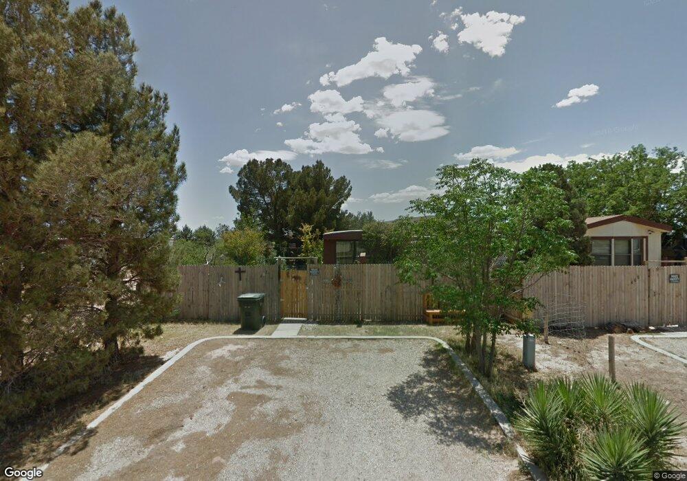 407 Carlgo St, Carlsbad, NM 88220 - photo 1