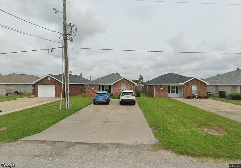 1734 N Tallowood Dr, Lake Charles, LA 70605 - photo 1
