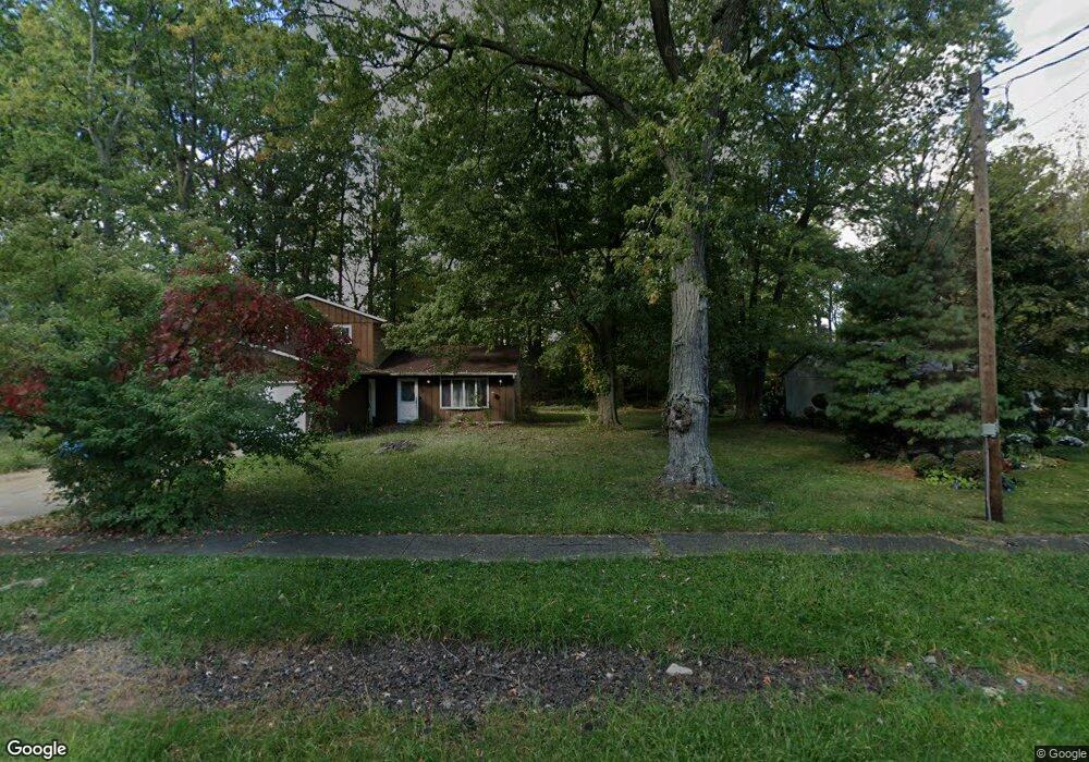 754 Lafayette Blvd, Sheffield Lake, OH 44054 - photo 1