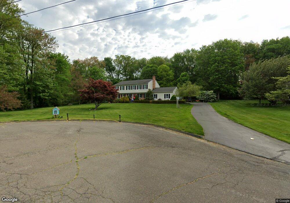 20 Hill Cir, Trumbull, CT 06611 - photo 1