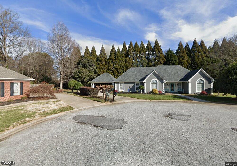 325 New Windsor Ct, Roebuck, SC 29376 - photo 1