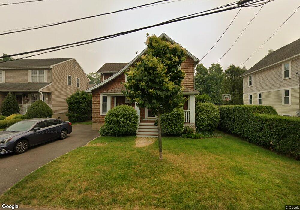 125 Howard St, Fairfield, CT 06824 - photo 1