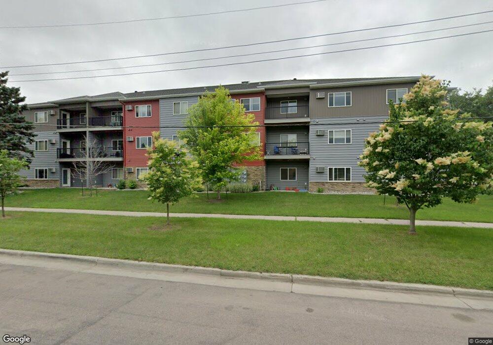 824 14th St N, Fargo, ND 58102 - photo 1