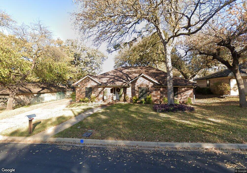 508 Stonehenge Dr, Hurst, TX 76054 - photo 1