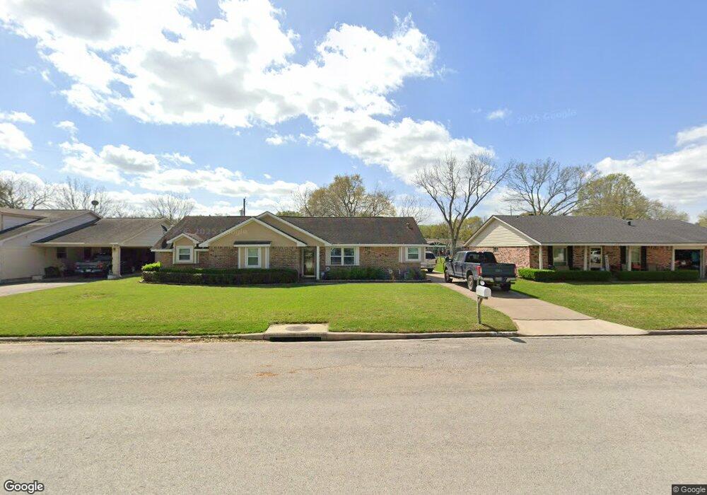 733 Clubside Dr, East Bernard, TX 77435 - photo 1