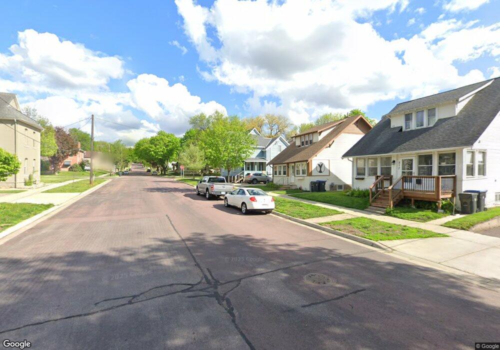 730 N Broad St unit Lower, Mankato, MN 56001 - photo 1