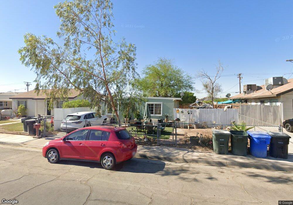 581 Woodward Ave, El Centro, CA 92243 - photo 1