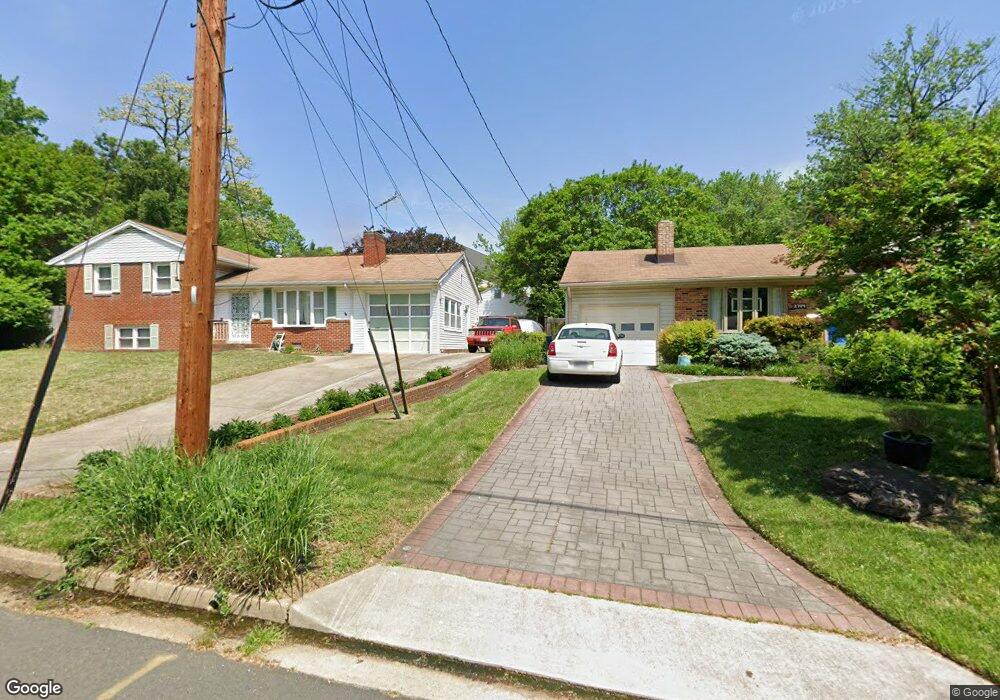 2706 Fleming St, Alexandria, VA 22306 - photo 1