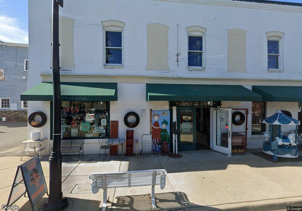 143 N 21st St, Purcellville, VA 20132 - photo 1