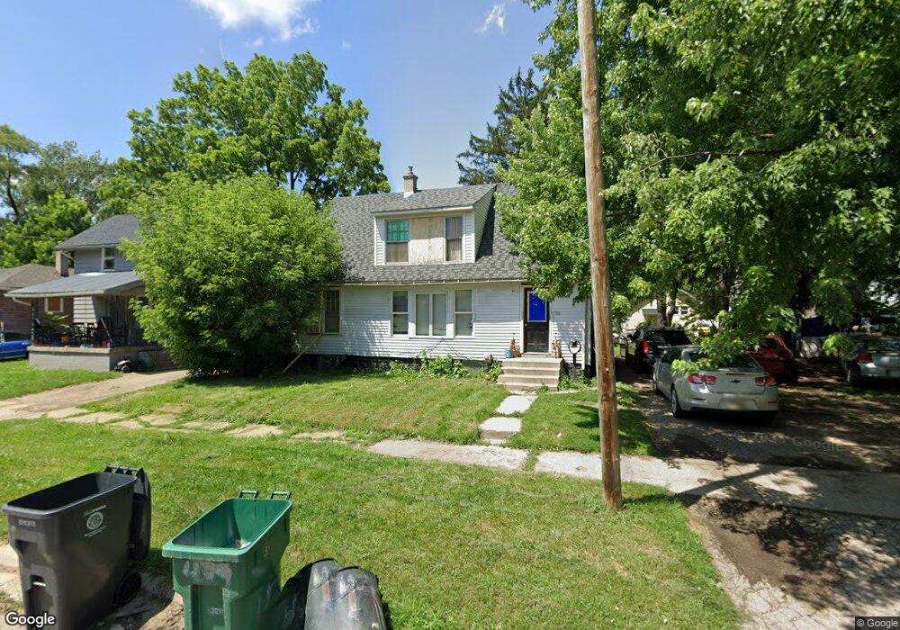 1106 Barrie Ave, Flint, MI 48507 - photo 1