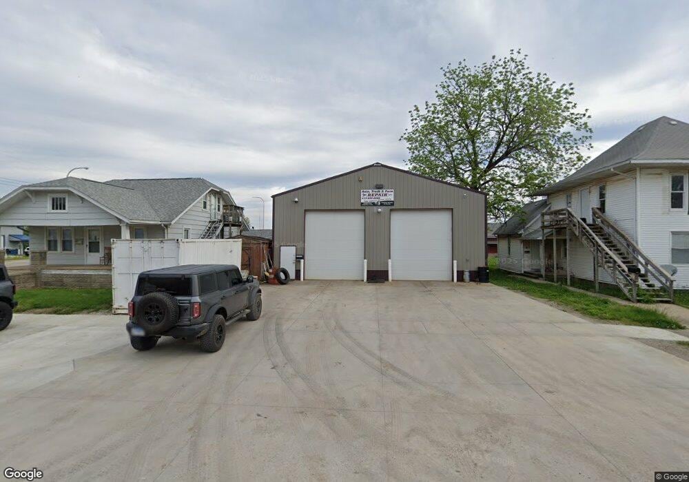 1416 Moultrie Ave, Mattoon, IL 61938 - photo 1