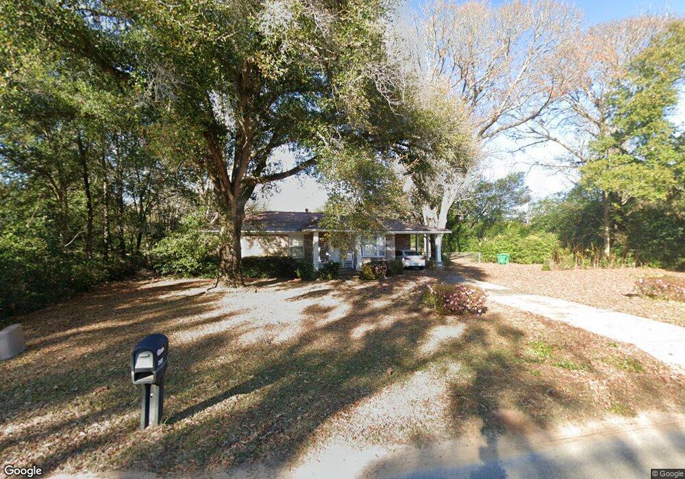 2132 3rd Ave, Crestview, FL 32539 - photo 1