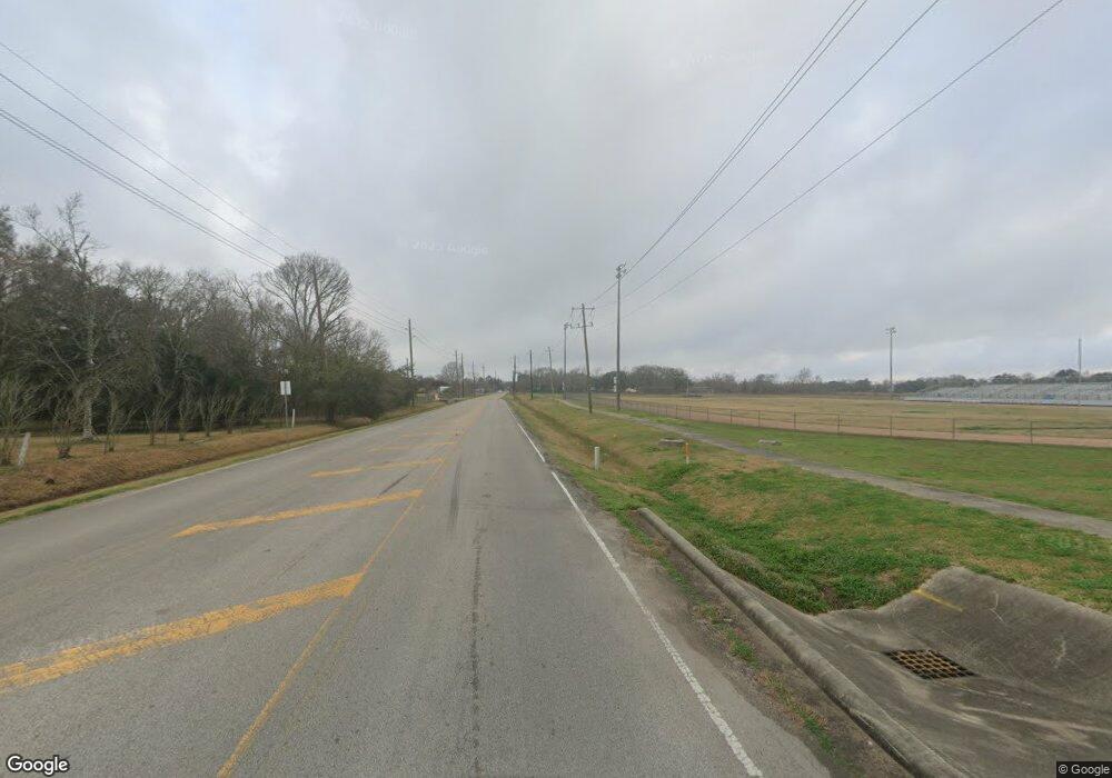 2203 Bennett County Road 284 Rd, Alvin, TX 77511 - photo 1