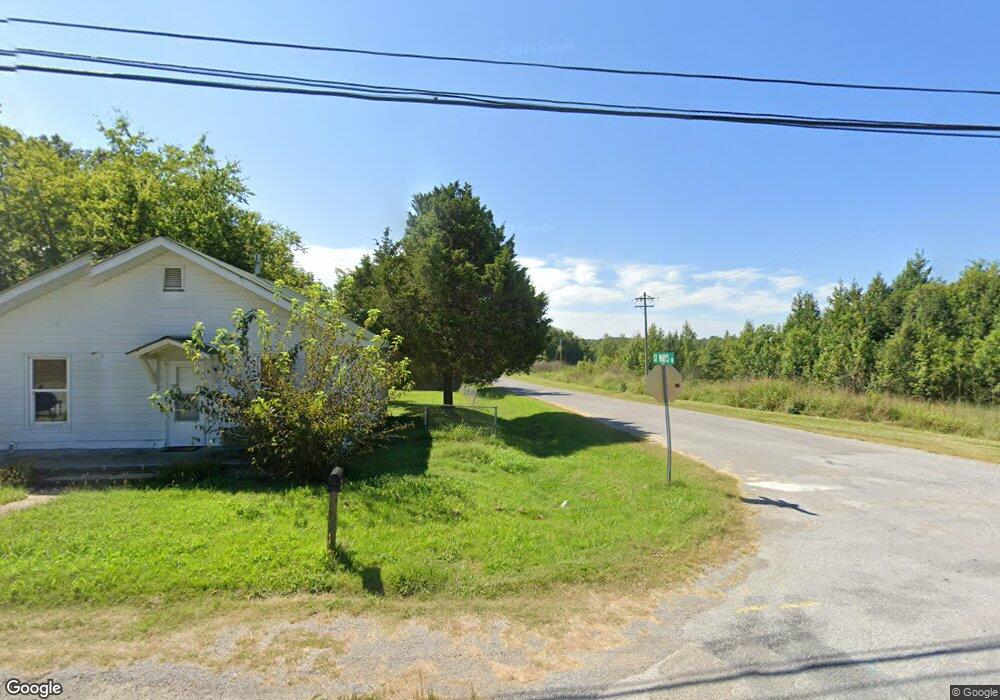 2623 W Poplar St, Harrisburg, IL 62946 - photo 1