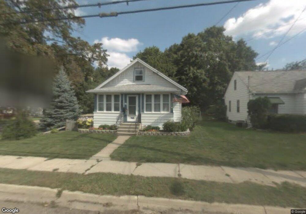 2101 Lyons Ave, Lansing, MI 48910 - photo 1