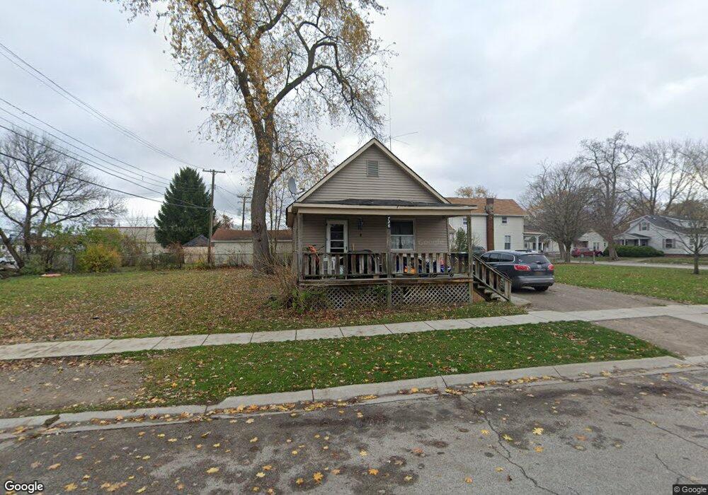 728 11th St, Port Huron, MI 48060 - photo 1