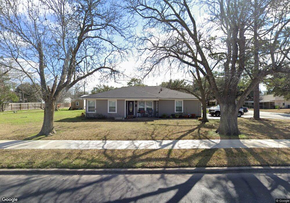 1100 Avenue I, Rosenberg, TX 77471 - photo 1
