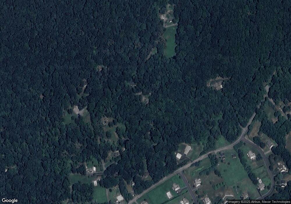 4719 Sheep Rock Rd, Macungie, PA 18062 - photo 1