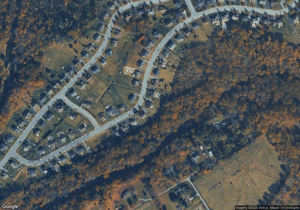 208 Pleasant View Dr, Douglassville, PA 19518 - photo 1