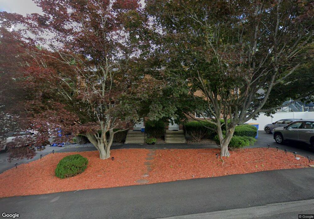 5 Linden Park Dr, Randolph, MA 02368 - photo 1