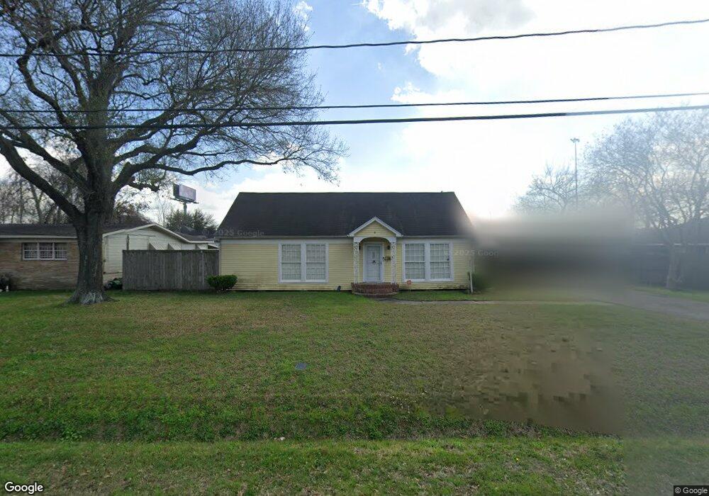 316 Caplin St, Houston, TX 77022 - photo 1