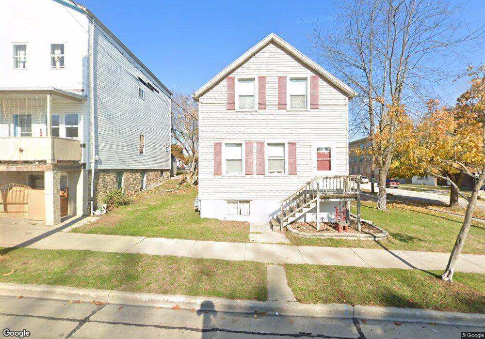 1302 21st St, Two Rivers, WI 54241 - photo 1