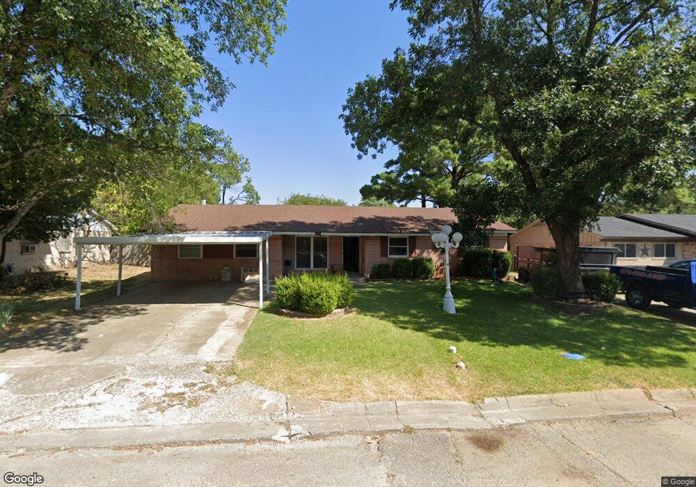 305 Glen Oaks Rd, Bonham, TX 75418 - photo 1