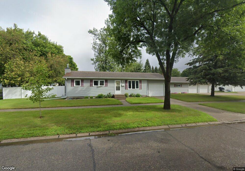 1824 13th Ave S, Grand Forks, ND 58201 - photo 1