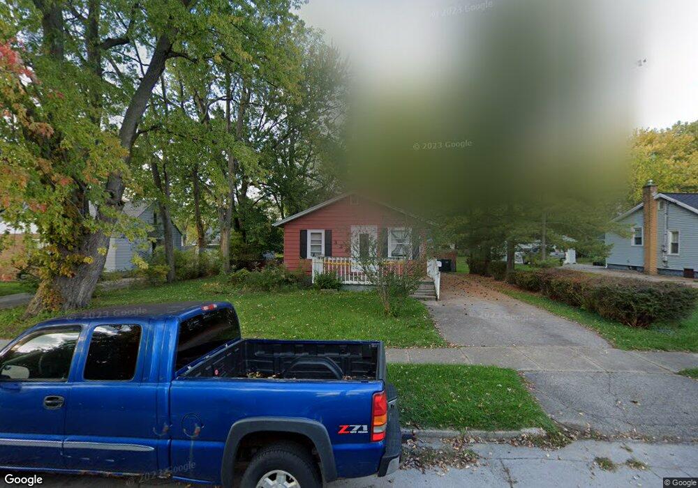 326 W Berry Ave, Lansing, MI 48910 - photo 1