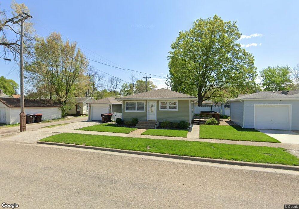 220 S Elliott St, Lincoln, IL 62656 - photo 1