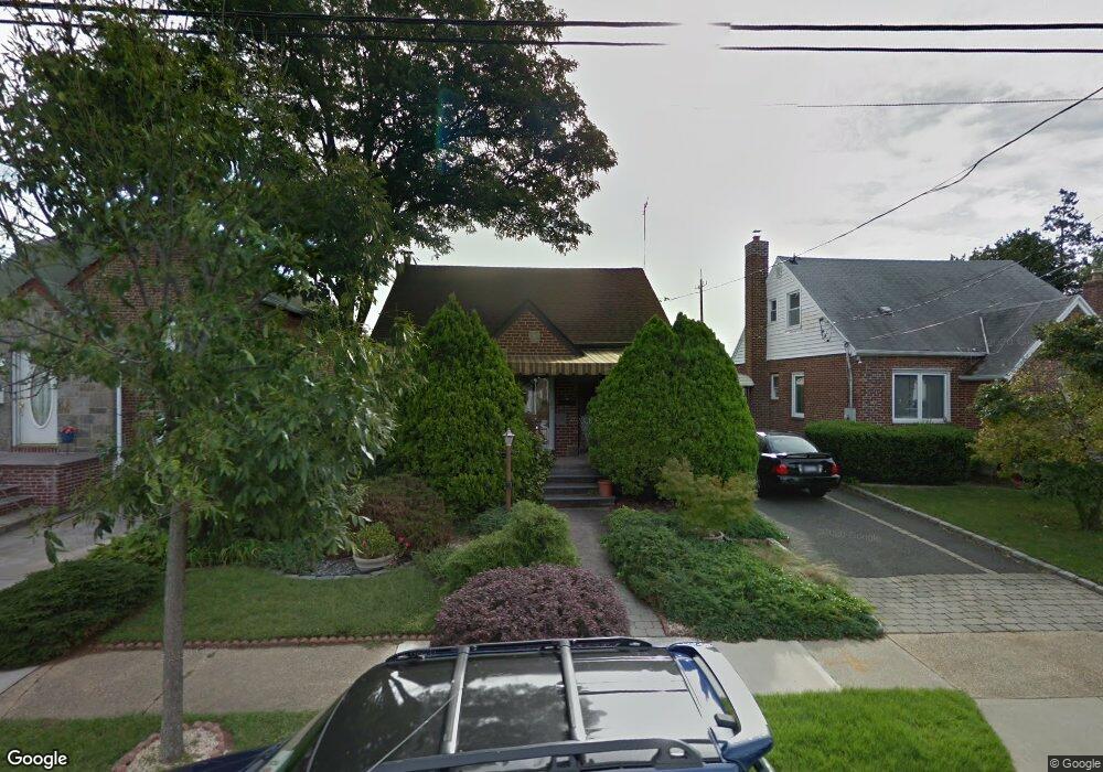 10 Clinton St, Elmont, NY 11003 - photo 1