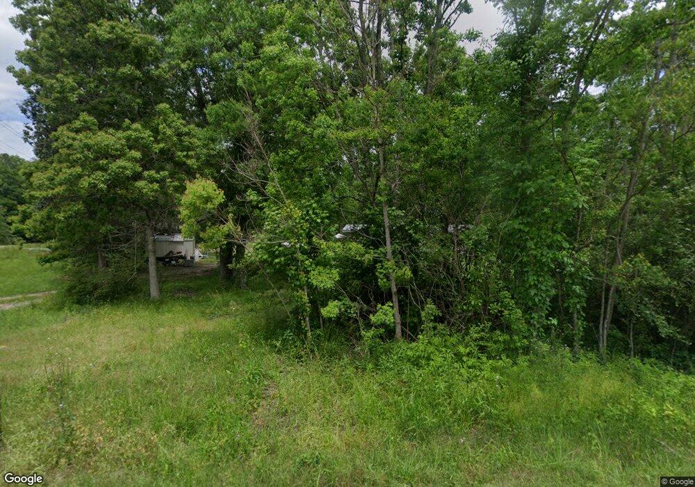 3 Red Holifield Rd, Laurel, MS 39443 - photo 1