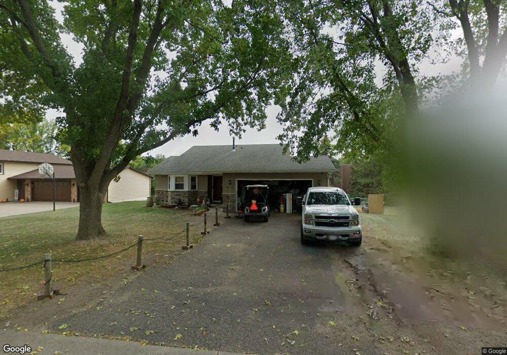 10555 Maple Valley Dr, Maple Grove, MN 55369 - photo 1