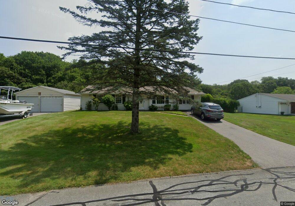 12 Algonquin Dr, South Dartmouth, MA 02748 - photo 1