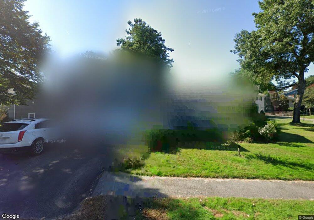 134 Damon Rd, Needham Heights, MA 02494 - photo 1