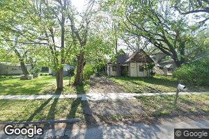 1219 NW Taylor St, Topeka, KS 66608