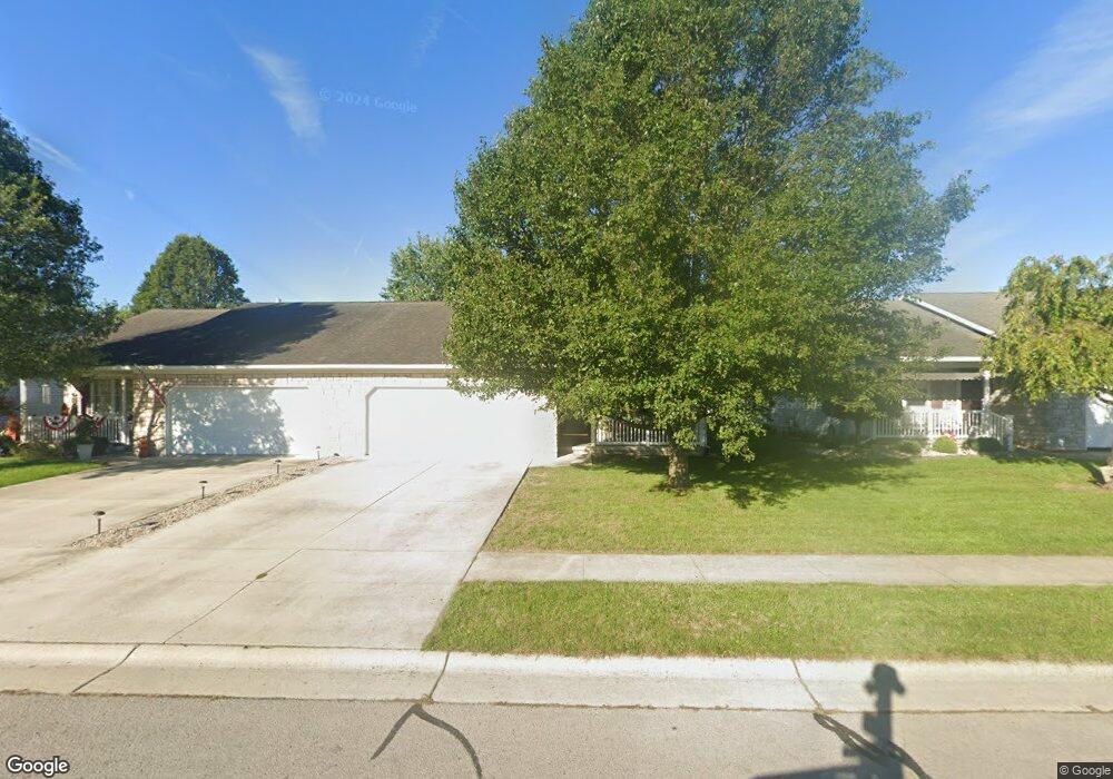 109 Cheyenne Dr, Wapakoneta, OH 45895 - photo 1