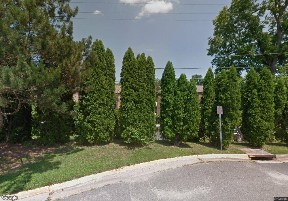 3111 Buccaneer Ct unit 102, Fairfax, VA 22031 - photo 1