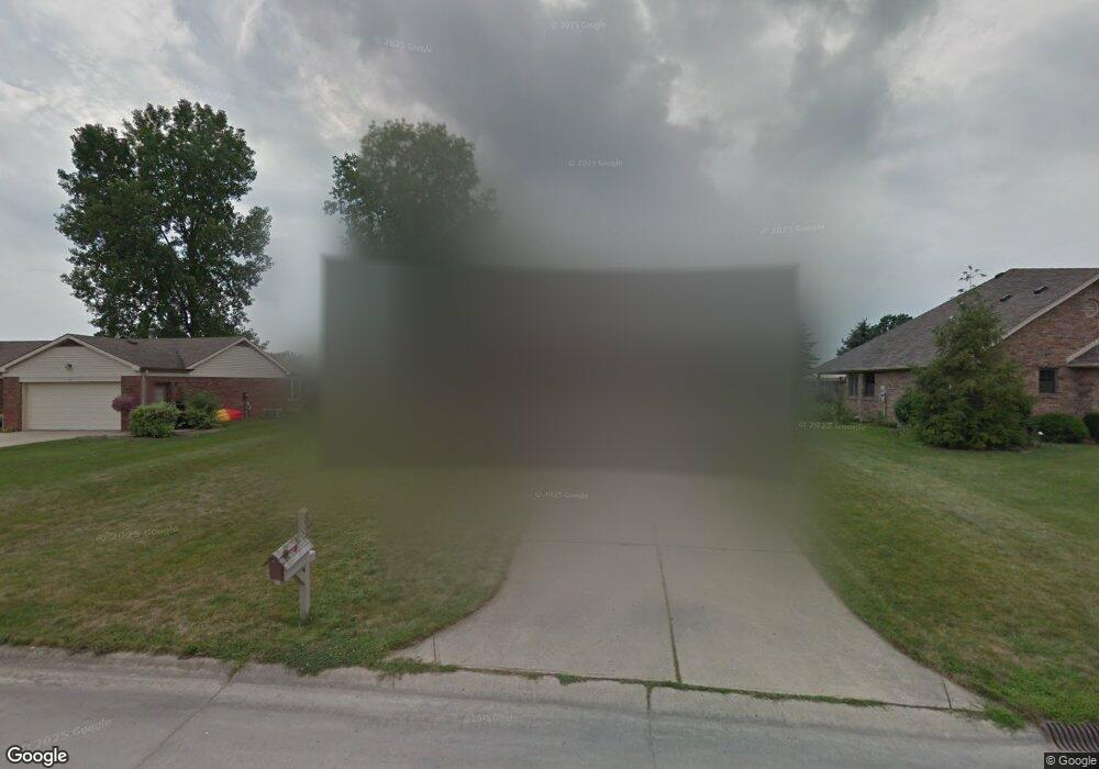 827 Westgate Dr, Anderson, IN 46012 - photo 1