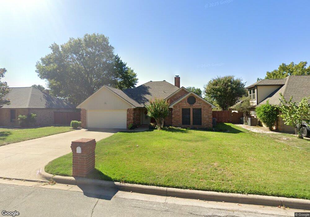 6413 Chilton Dr, North Richland Hills, TX 76182 - photo 1