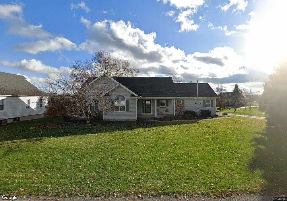 15804 Sidney St, Wapakoneta, OH 45895 - photo 1