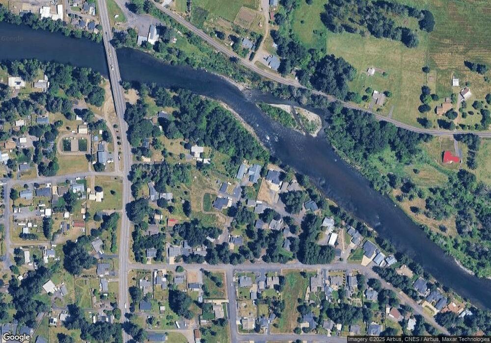 529 Juniper St, Lyons, OR 97358 - photo 1